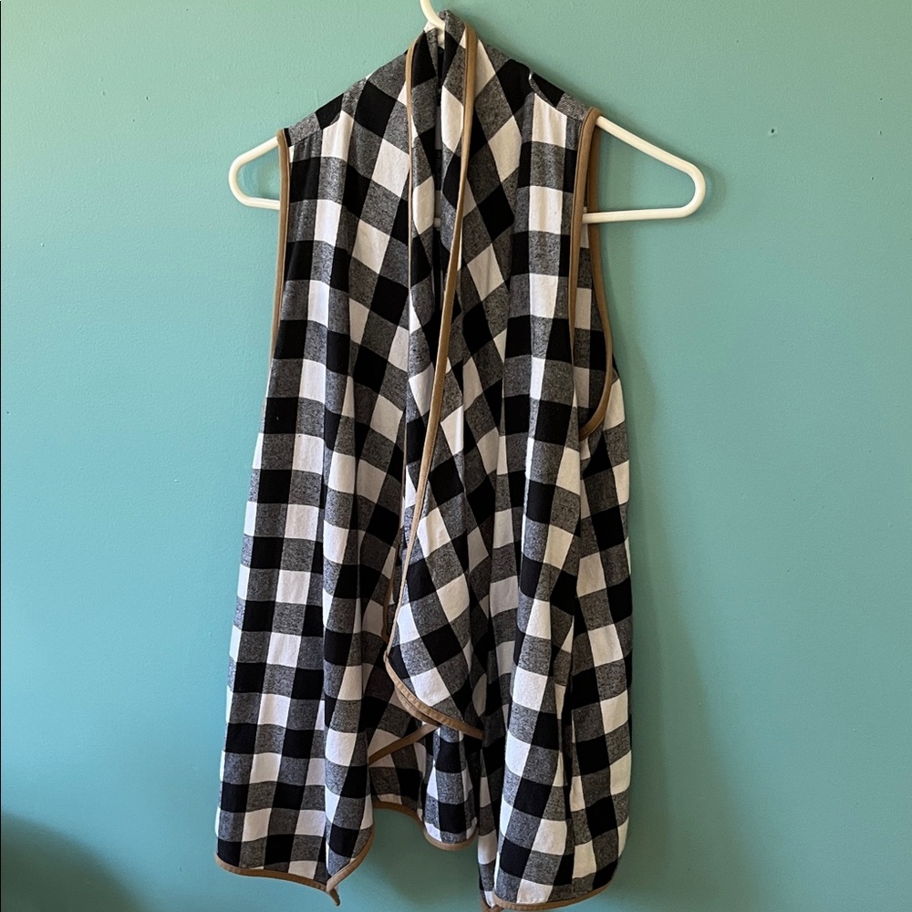 Source Unknown Black and White Checkered Vest